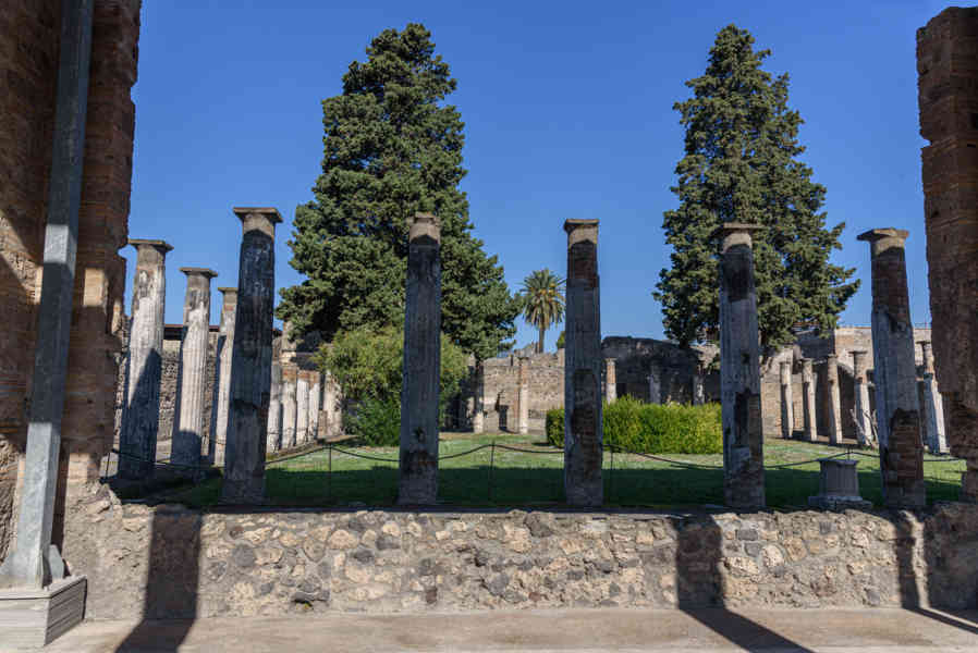 081 - Italia - Pompeya - parque arqueológico de Pompeya - Casa del Fauno.jpg